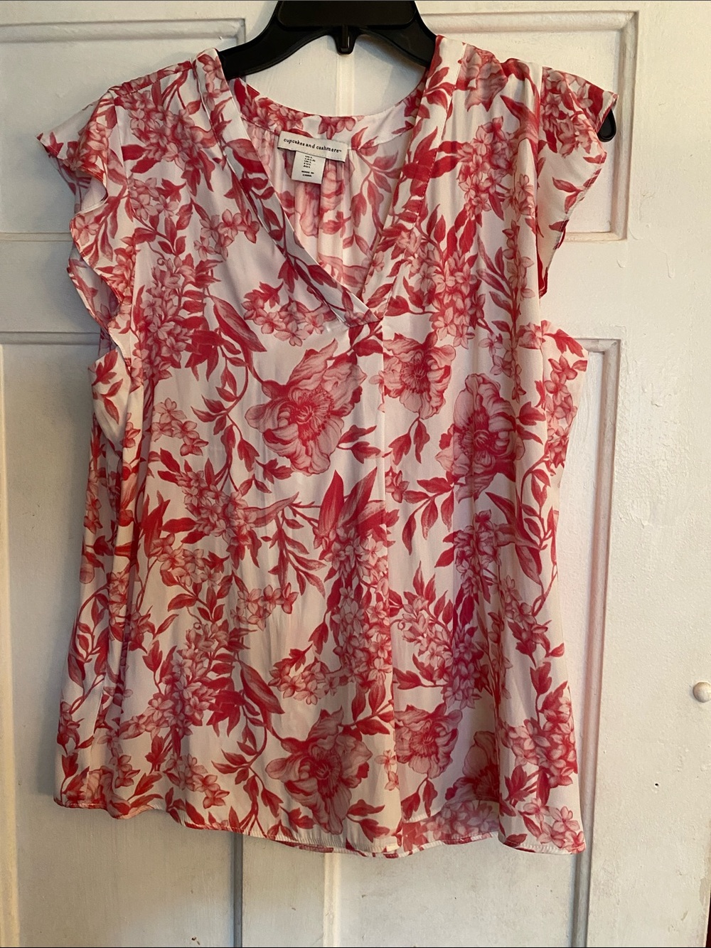 Cupcakes & Cashmere White Blouse with Red Floral Print
